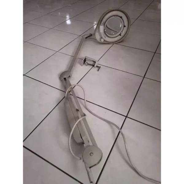 LUXO LFM 101 104 LFM101104 Magnifying Glass with Lamp workshop repair beauty Centre